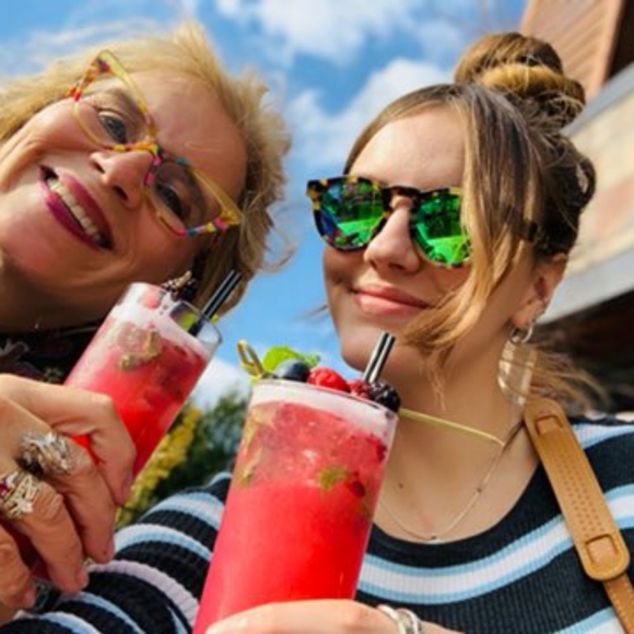 Meet your Posher, Catherine - Picture 5 of 6